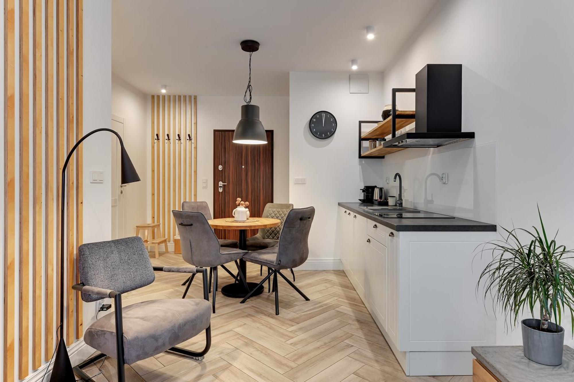 Aura Iii & Free Parking By Downtown Danzig